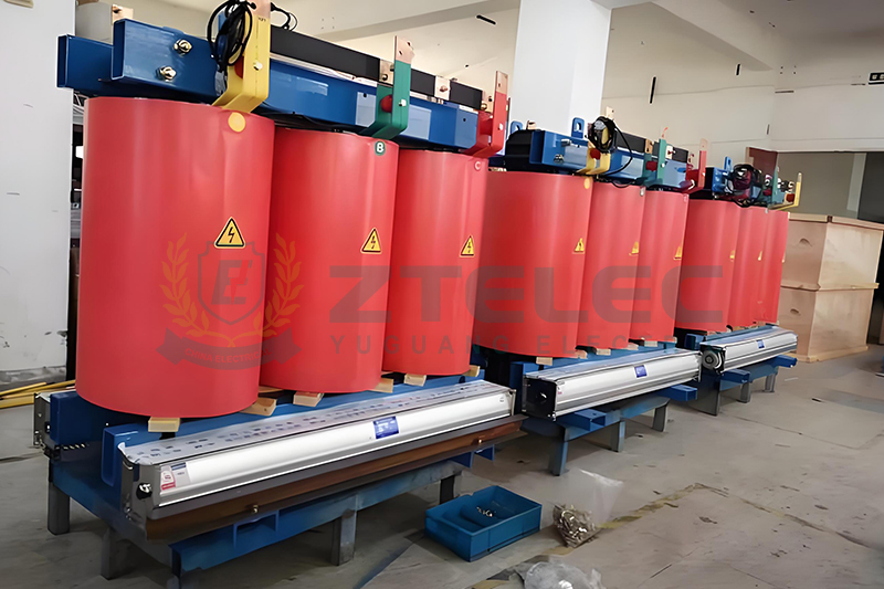 low-voltage dry-type distribution transformer